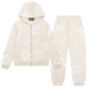 Rhinestone_Cotton_Wreath_Tracksuit_Oatmeal